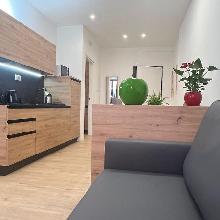 Ferienwohnung Yugogo Mazzini 41 - Bilocale Trento Centro Exterior foto