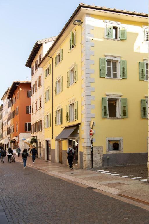 Ferienwohnung Yugogo Mazzini 41 - Bilocale Trento Centro Exterior foto
